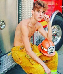 Hot Action Eye Candy young twink boy porn snap nap