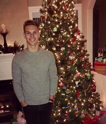 Christmas Hot Action Eye Candy young twink boy porn 736 61c201a1a9964.jpg