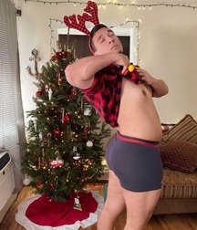 Christmas Hot Action Eye Candy young twink boy porn 736 61c201a3a4455.jpg