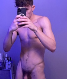 Hot Selfie Eye Candy twink boys porn strip 61c9f017139e2.jpg