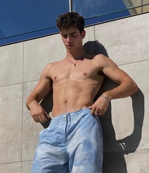 Hot Selfie Eye Candy twink boys porn strip 61c9f03a1e55c.jpg