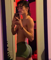 Hot Selfie Eye Candy twink boys porn strip 61c9f04041e61.jpg