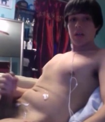 Risky Hot Action Eye Candy young twink boys porn 61cce33e75a52.jpg