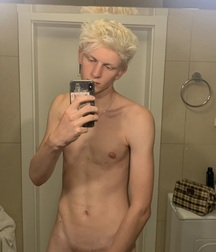 Risky Hot Action Eye Candy young twink boys porn 61cce3549ade5.jpg