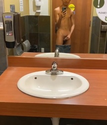 Ass play Hot Bodies Action Eye Candy young twink boys porn 61dcce11342b9.jpg
