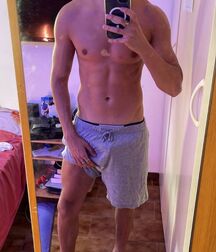 Stars nude nice straight Action Eye Candy twink porn 61fa97349590f.jpg