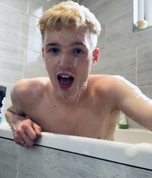 straight frat guy Action Eye Candy twink porn selfies 620530366bd58.jpg