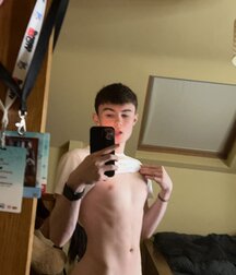 Active Nude Twink Smooth Chest Eye Candy Young Twink Porn 6273ffe3cbc90.jpeg
