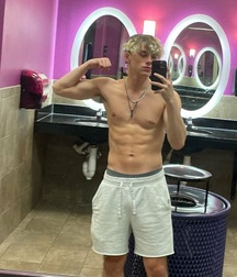 Active Nude Twink Smooth Chest Eye Candy Young Twink Porn 6279ce61a495f.jpg