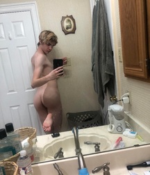West Virginia Twink Big Cock Eye Candy Young Twink Porn 62d8103e1a09b.jpg