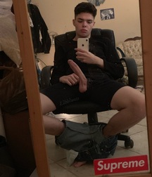 Charleston Big Cock Eye Candy Young Twink Porn 62f7c55db63a0.jpg