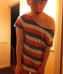 England Boy 5a47c7f8706dd.jpg