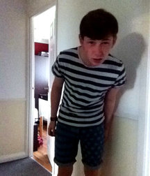England Boy 5a47c85395844.jpg