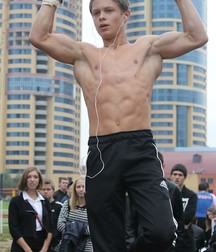Seminude Boys 14_1 5d56a163bef6b.jpg