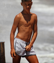 Seminude Boys 14_1 5d56a190711db.jpg