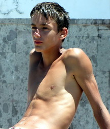 Seminude Boys 10 5d5d192bbbe20.jpg