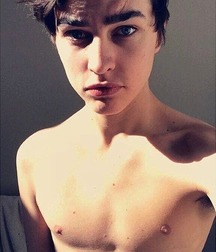 skinny twinks 7 5a6bbd47826dd.jpg
