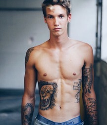 skinny twinks 12 5a7e16f559688.jpg