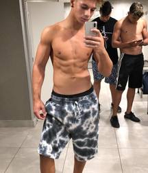 skinny twinks 12 5a7e1718c9687.jpg
