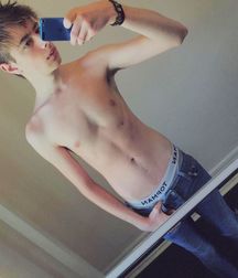 skinny twinks 12 5a7e171e41e31.jpg