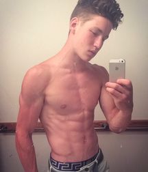 skinny twinks 12 5a7e171fa6bd3.jpg
