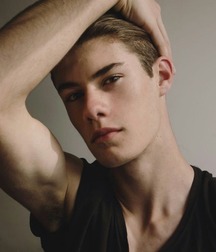 skinny twinks 17 5a8597ff20fe4.jpg