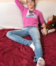 Boyhood in Color: Pink 5a691311dea00.jpg