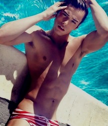 Boys In Color: Red 5a6a08c32d0dd.jpg