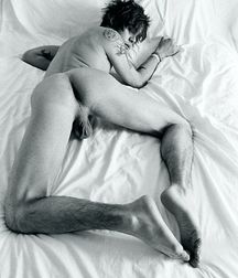 Just Naked 5a77a62100aed.jpg