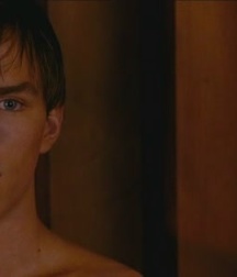 Nicholas Hoult 5a87bff920404.jpg