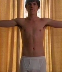 Nicholas Hoult 5a87c01ab4fed.jpg