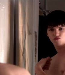 Nicholas Hoult 5a87c02a4da7b.jpg