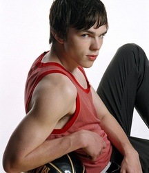 Nicholas Hoult 5a87c075213a9.jpg