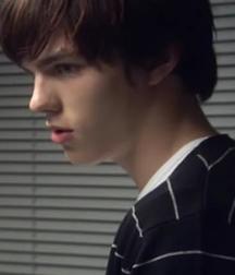 Nicholas Hoult 5a87c0cfdfb77.jpg