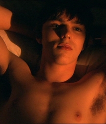 Nicholas Hoult 5a87c13bf2722.jpg