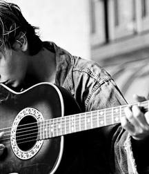 River Phoenix - A Legend 5a89fcaf8bb60.jpg