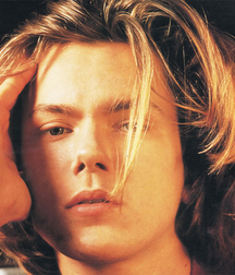 River Phoenix - A Legend 5a89fd515ffa9.png