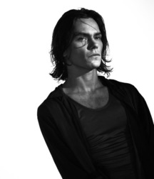 River Phoenix - A Legend 5a89fdcd5cf3c.jpg
