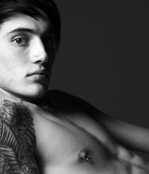 Boys with Piercings 5a981ffbcb257.jpg