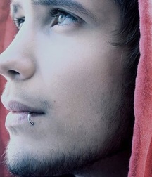 Boys with Piercings 5a9820685bcbd.jpg