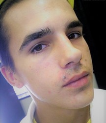 Boys with Piercings 5a9820800d528.jpg