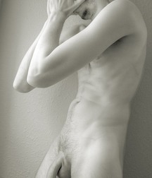 Boys with Piercings 5a98211725458.jpg