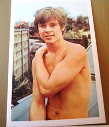 John Moulder-Brown: Cult and so Cute 5a983513d91a2.jpg