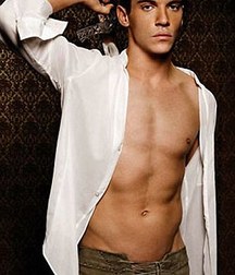 Jonathan Rhys-Meyers: Talented and Charismatic 5aab679764efa.jpg