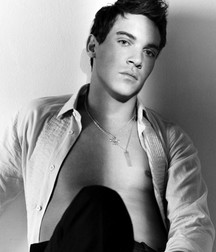 Jonathan Rhys-Meyers: Talented and Charismatic 5aab67ae7cce5.jpg