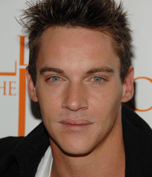 Jonathan Rhys-Meyers: Talented and Charismatic 5aab684d31bb0.jpg