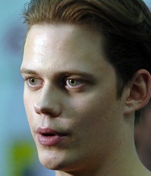 Bill Skarsgård: Swedish Star 5aafd9b78bb73.jpg