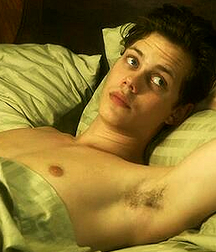 Bill Skarsgård: Swedish Star 5aafda651b10e.png