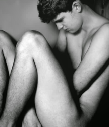 Toy Boys 5ad37c57c7a06.png