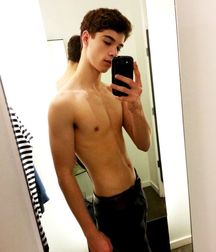 Mirror Boys 5b0dade83601c.jpg